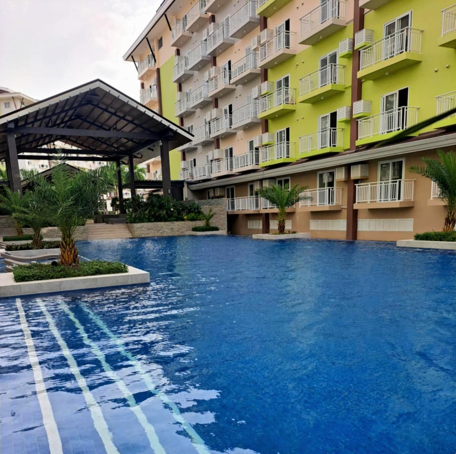 Cozy Unit 5mins From Mactan Cebu Int'l Airport With Netflix Apartment