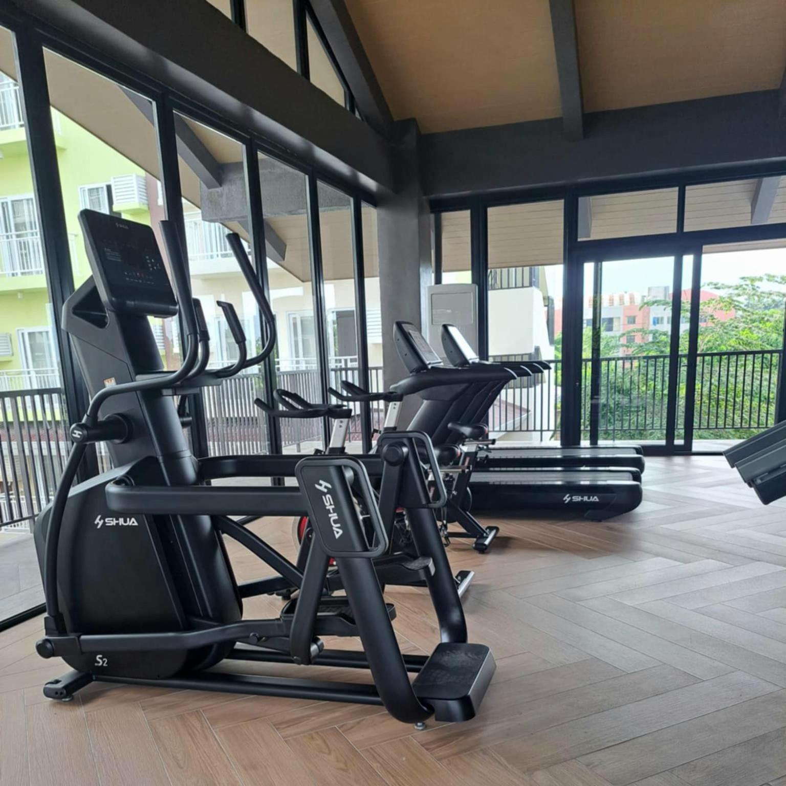 Apartment Cozy Unit 5mins From Mactan Cebu Int'l Airport With Netflix