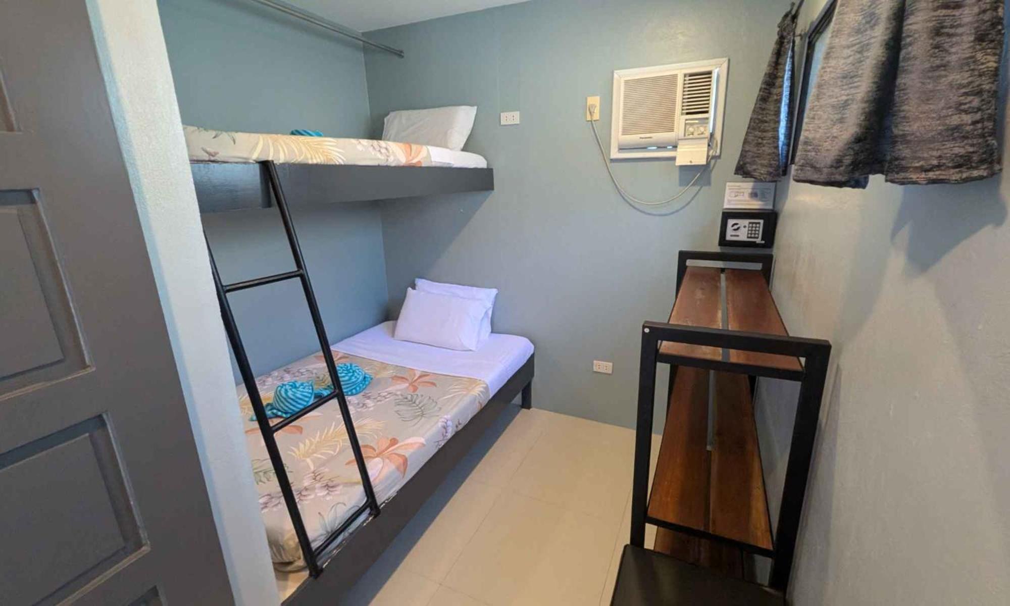 Tipolo Hotel 2*