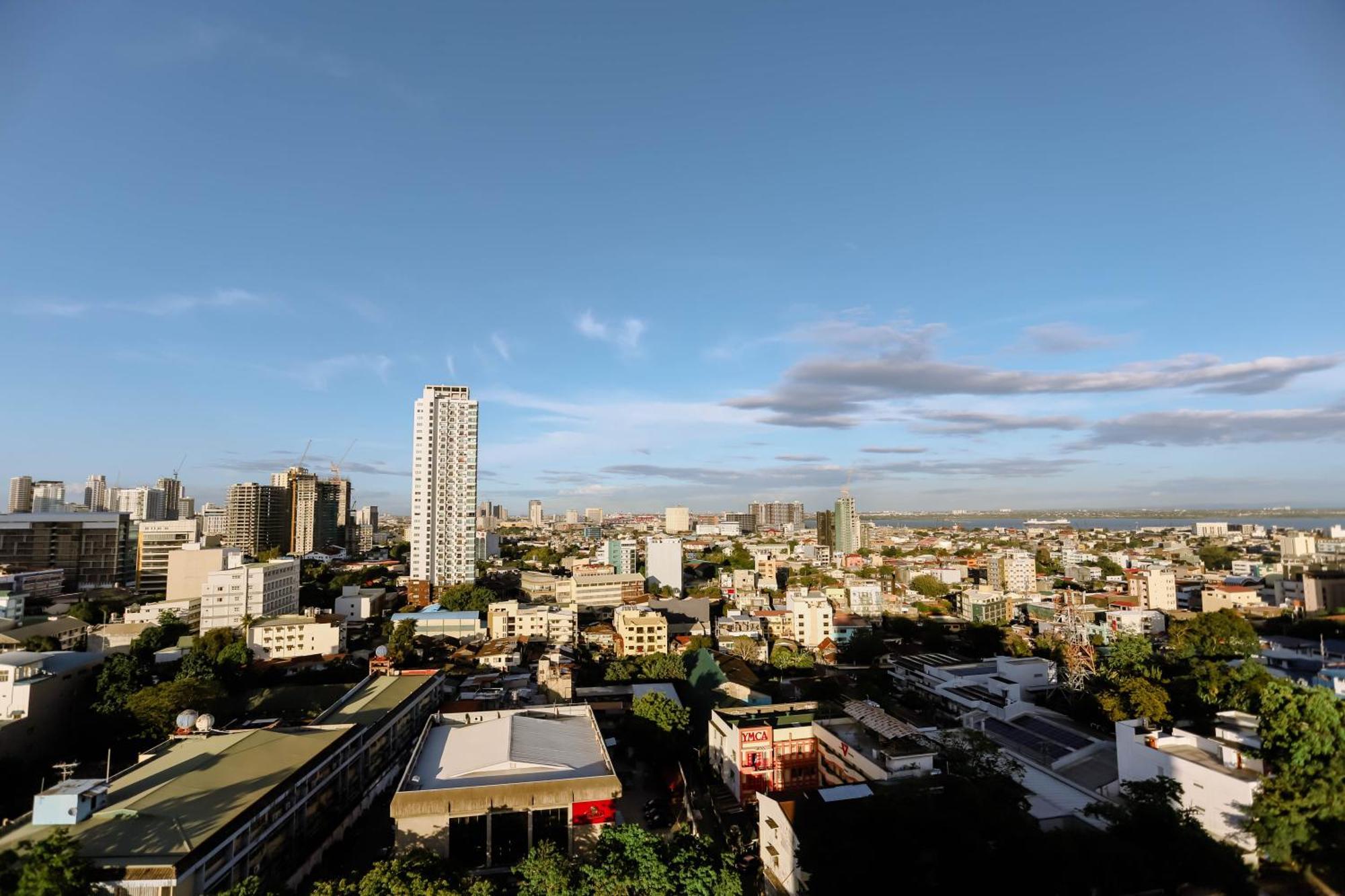 Apartamento Staycation Minimalist With Rooftop Pool And Netflix *