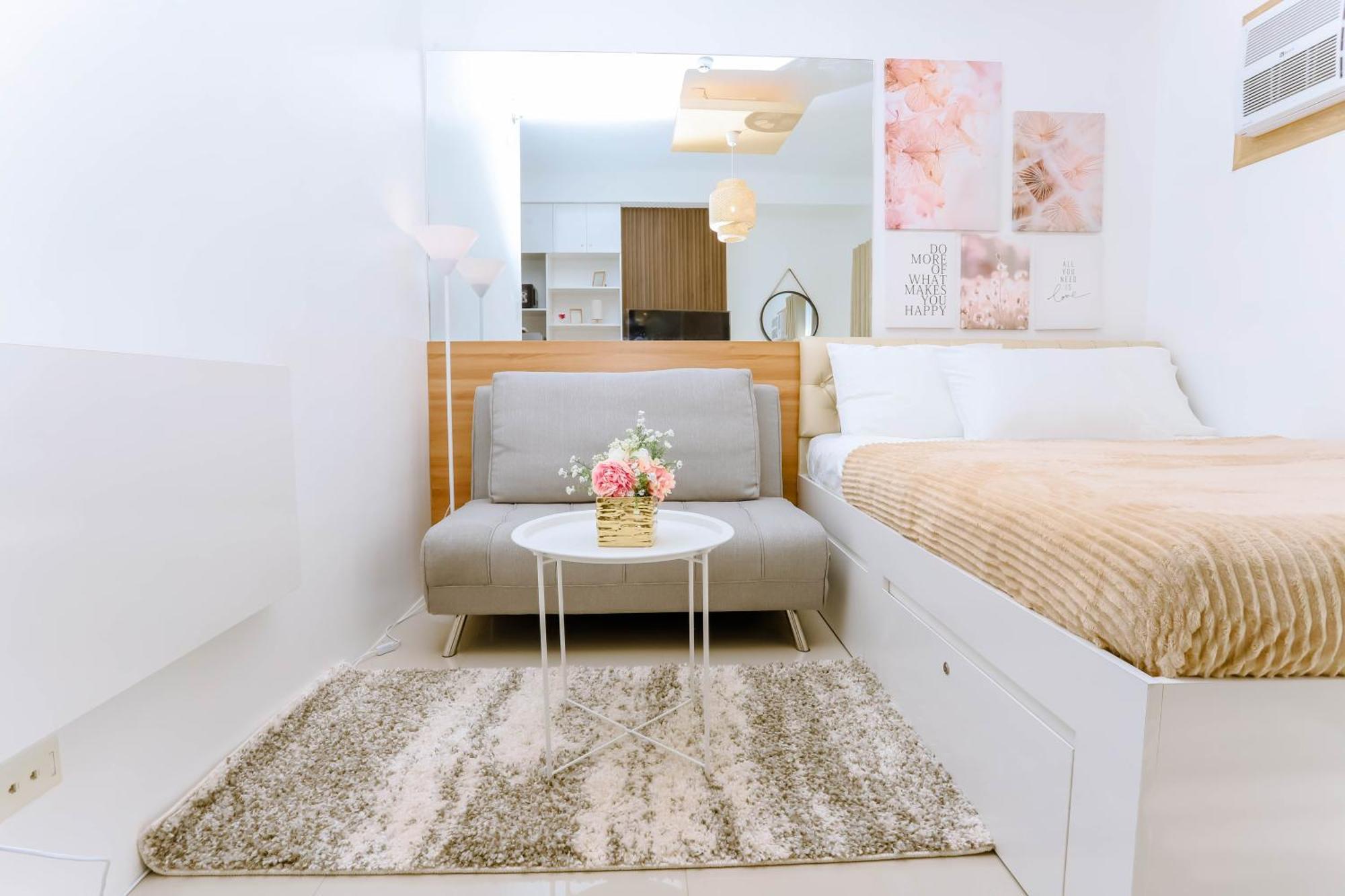 Staycation Minimalist With Rooftop Pool And Netflix Apartamento
