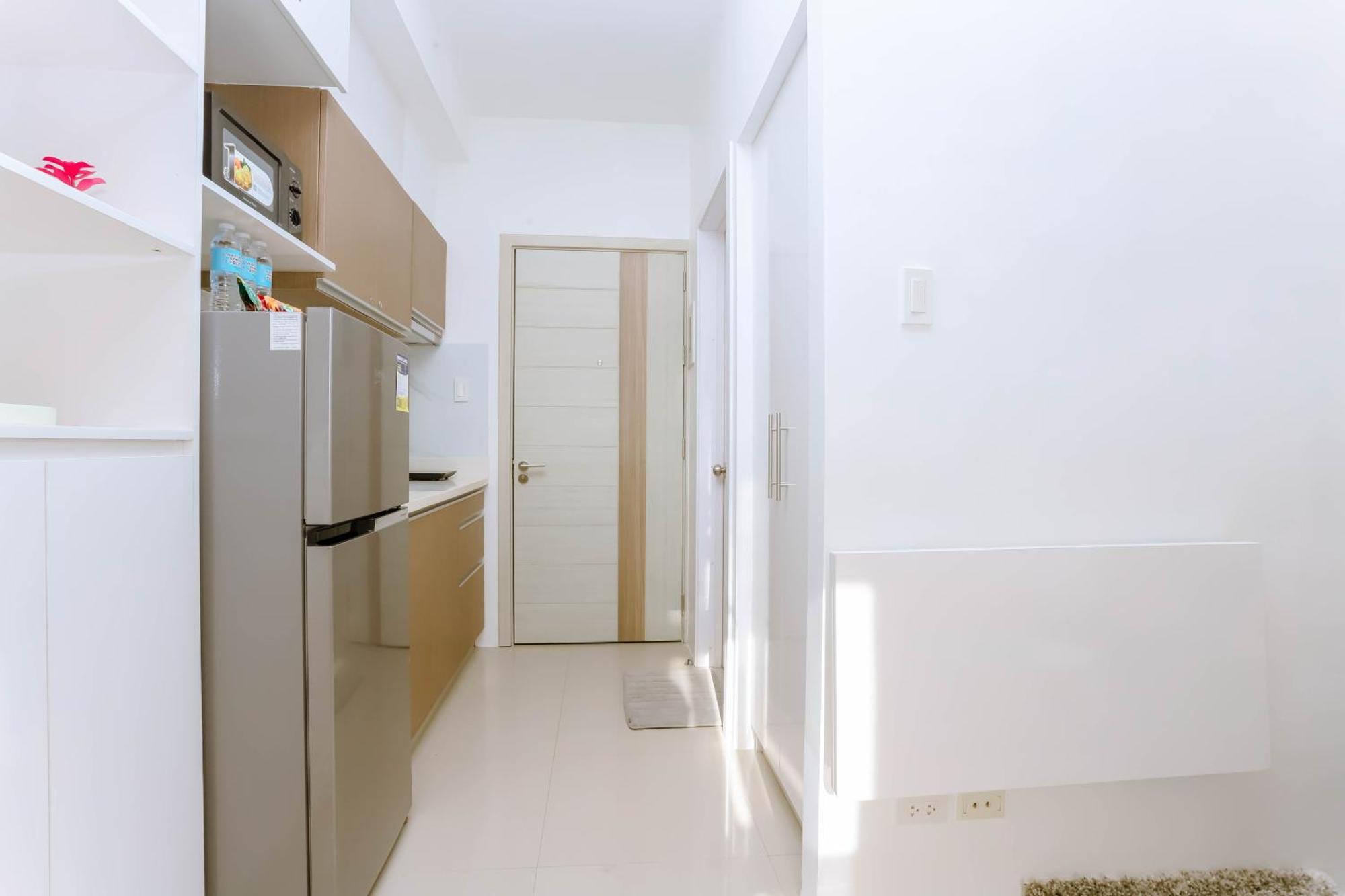 Staycation Minimalist With Rooftop Pool And Netflix Apartamento Cebu