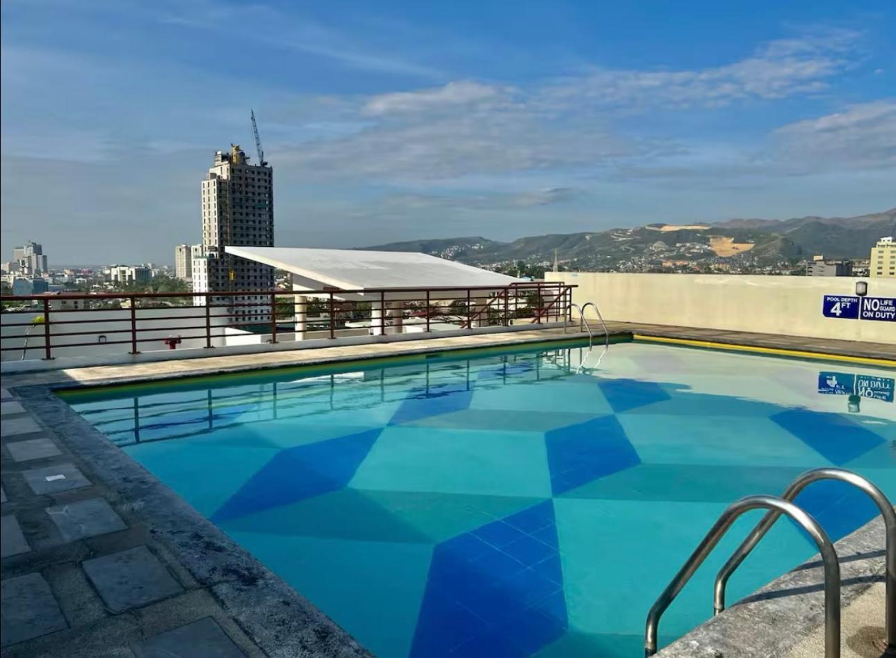 Cozy Type Near It Park With Pool, Netflix & Wifi *