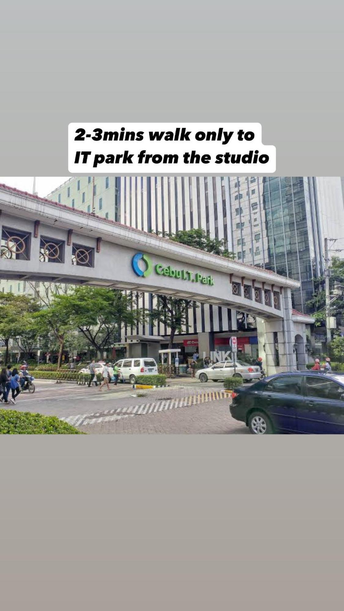 Cozy Type Near It Park With Pool, Netflix & Wifi Aparthotel Cebu