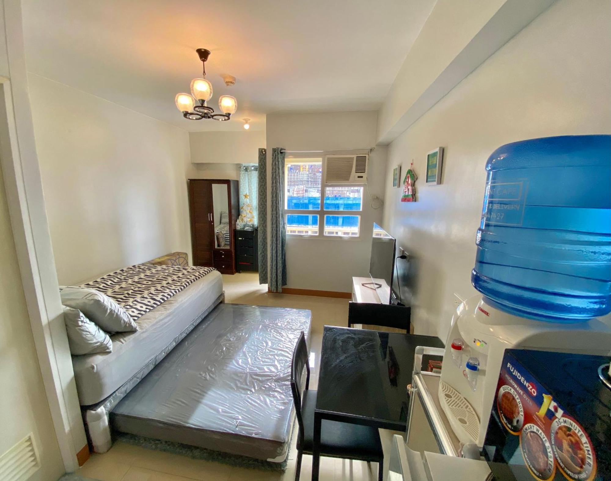 Cozy Type Near It Park With Pool, Netflix & Wifi Cebu