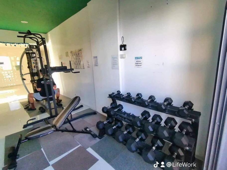 Apartment Trillium 8f Pet Friendly With 1bed 2sofabeds And Balcony Near Ayala Center Mall *
