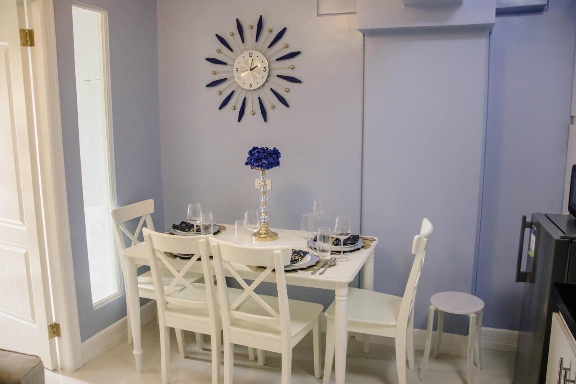 Apartment Chic With Pool Near Airport-2 To 7 Guest *