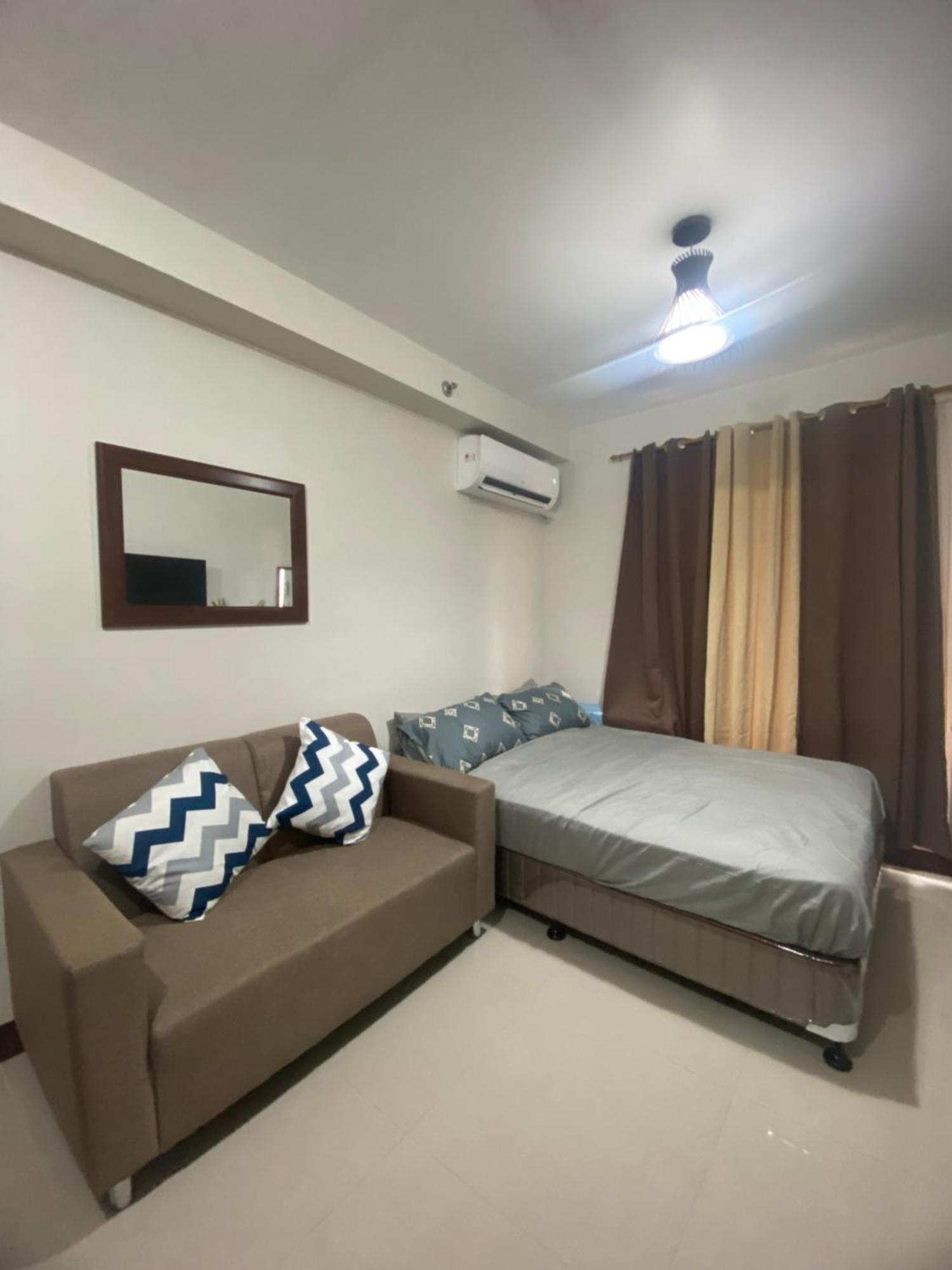R&b Condotel