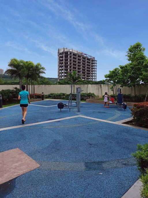 One Bedroom Unit Avida Tower 2 Apartment Cebu