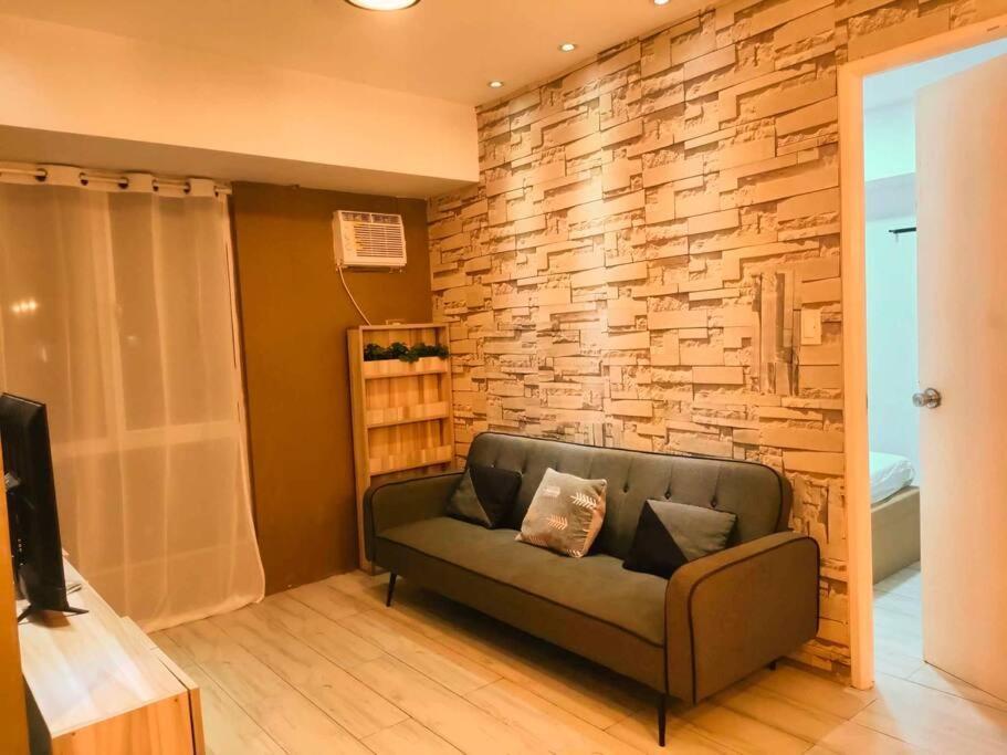 One Bedroom Unit Avida Tower 2 Apartment