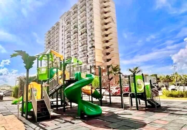 Spacious Unit With Balcony Apartment Lapu-Lapu City