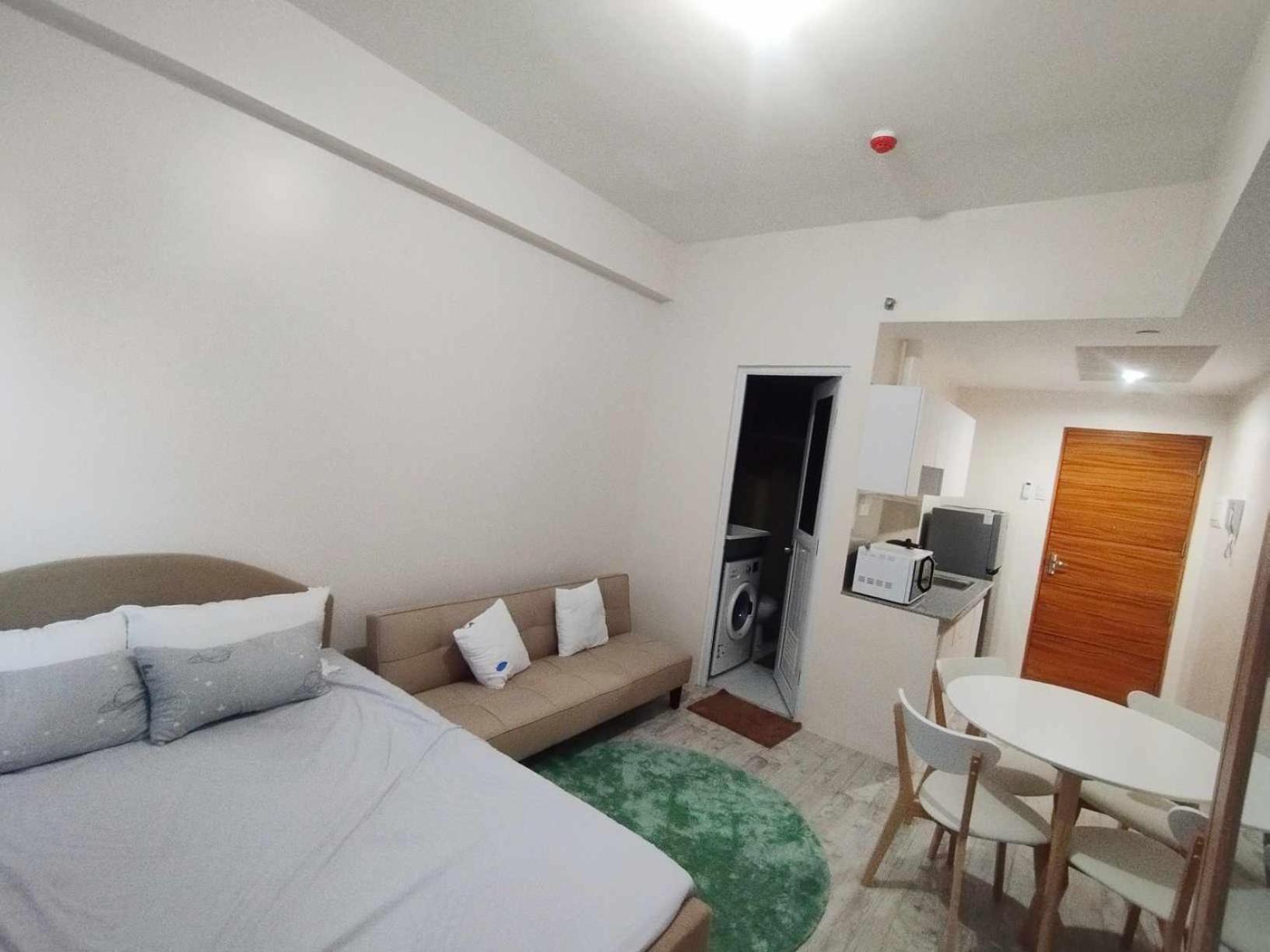 Thyme Residences Unit T302 Near Anjo World