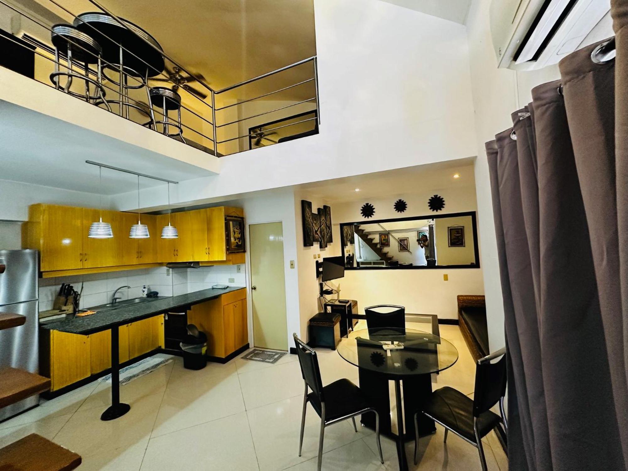Aparthotel Olivia's Mi Casa In City, Cebu Philippines
