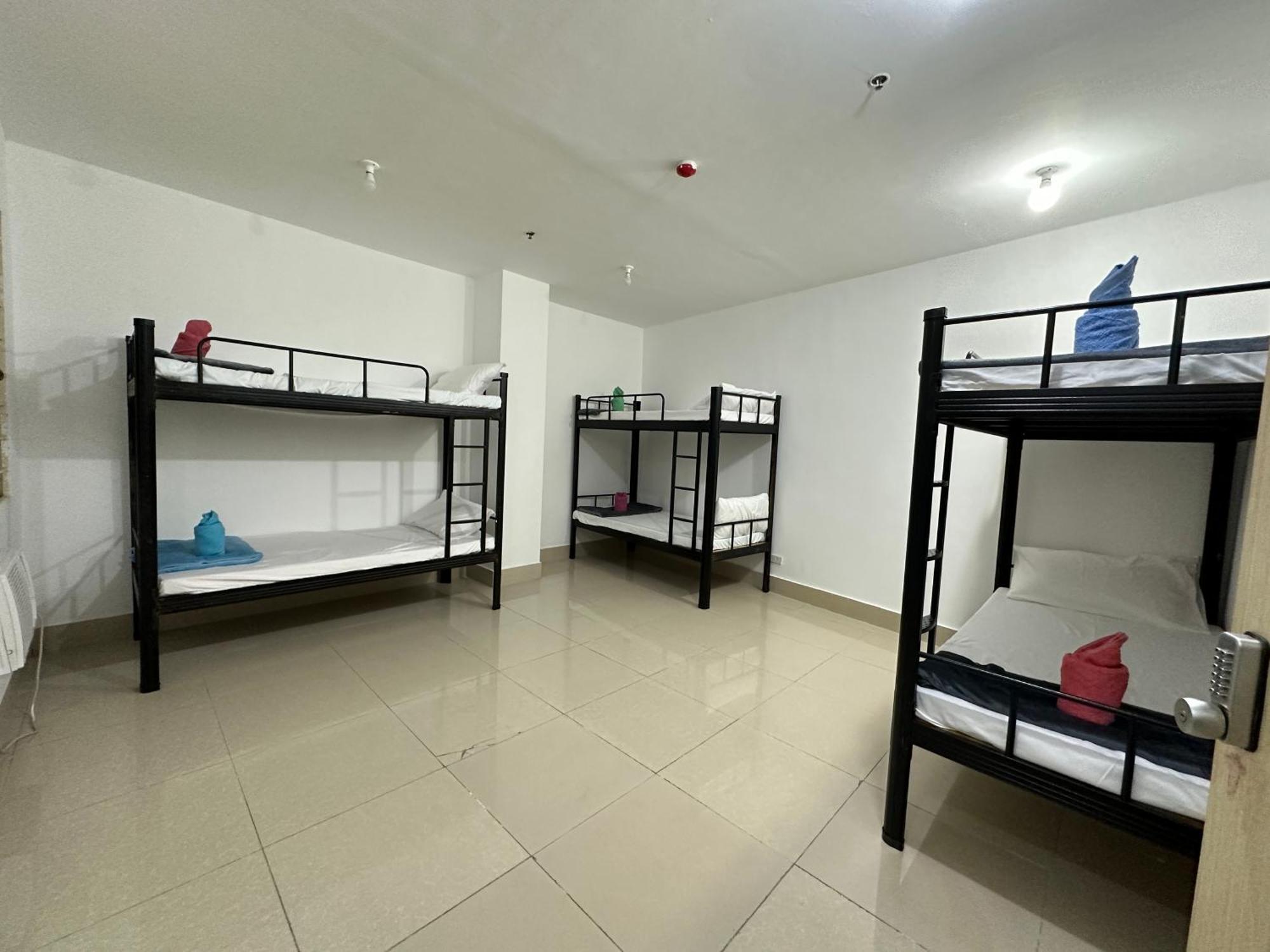 Apartment Mabolo 306 Shared Near It Park Cebu