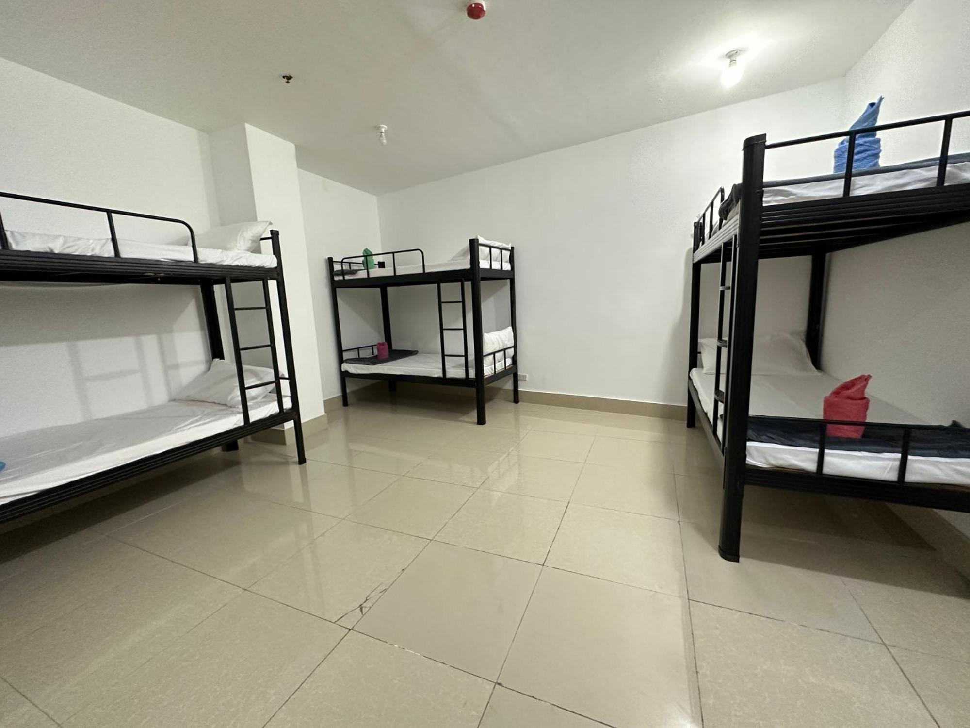 Mabolo 306 Shared Near It Park *