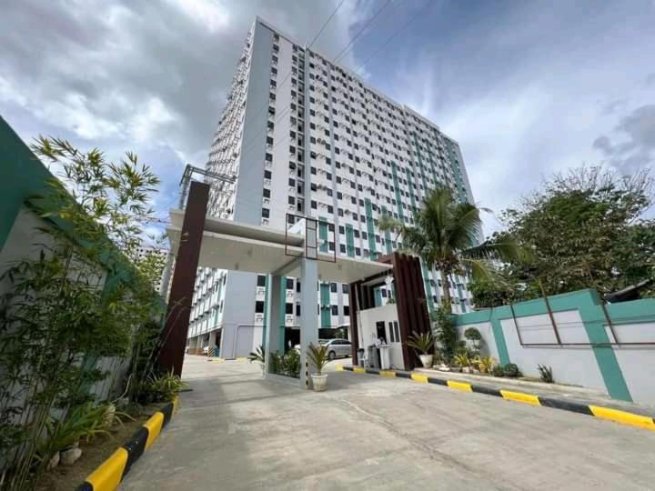 The Urban Haven Cebu 2bedrooms 4beds