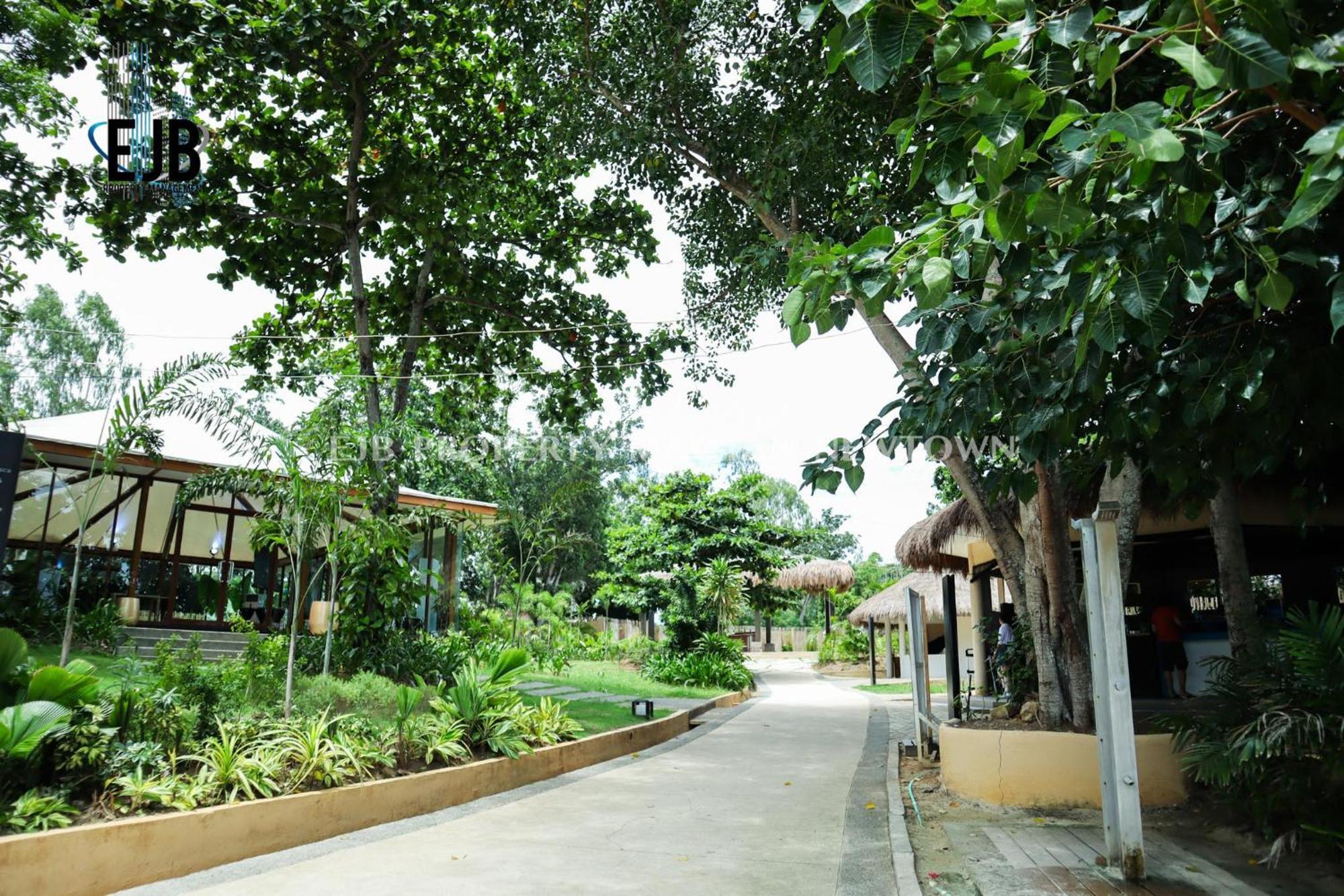 Mactan Newtown Near International Airport *