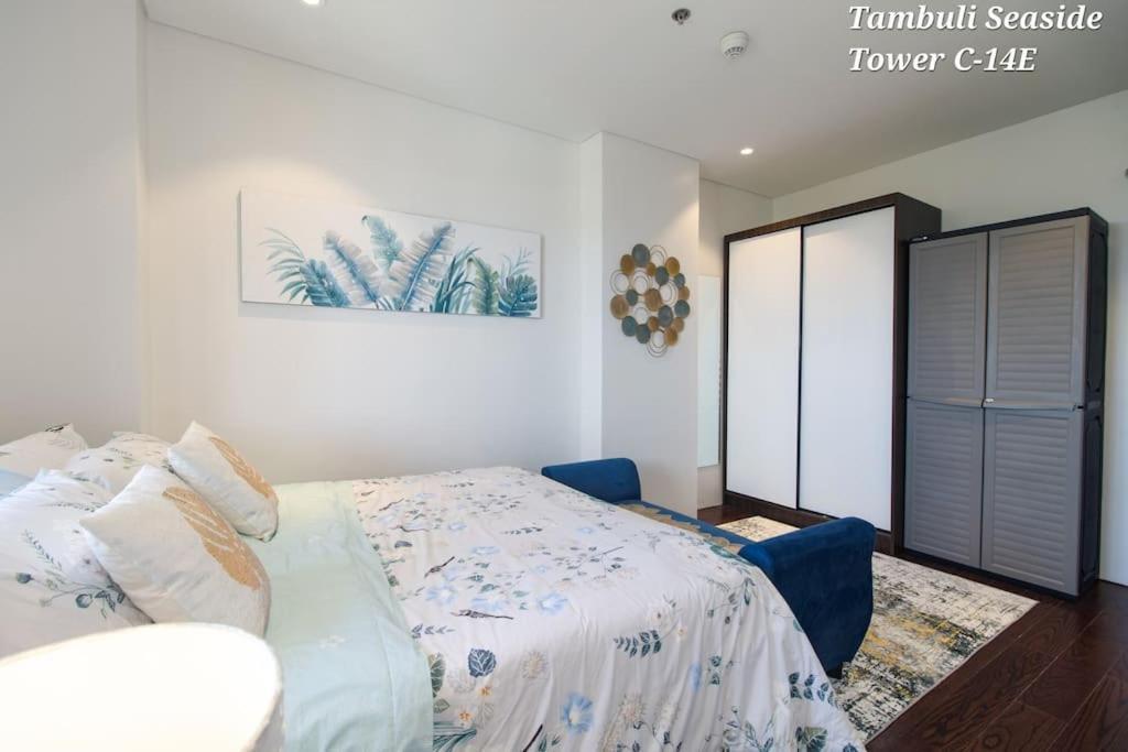 Seaside Luxury Living *