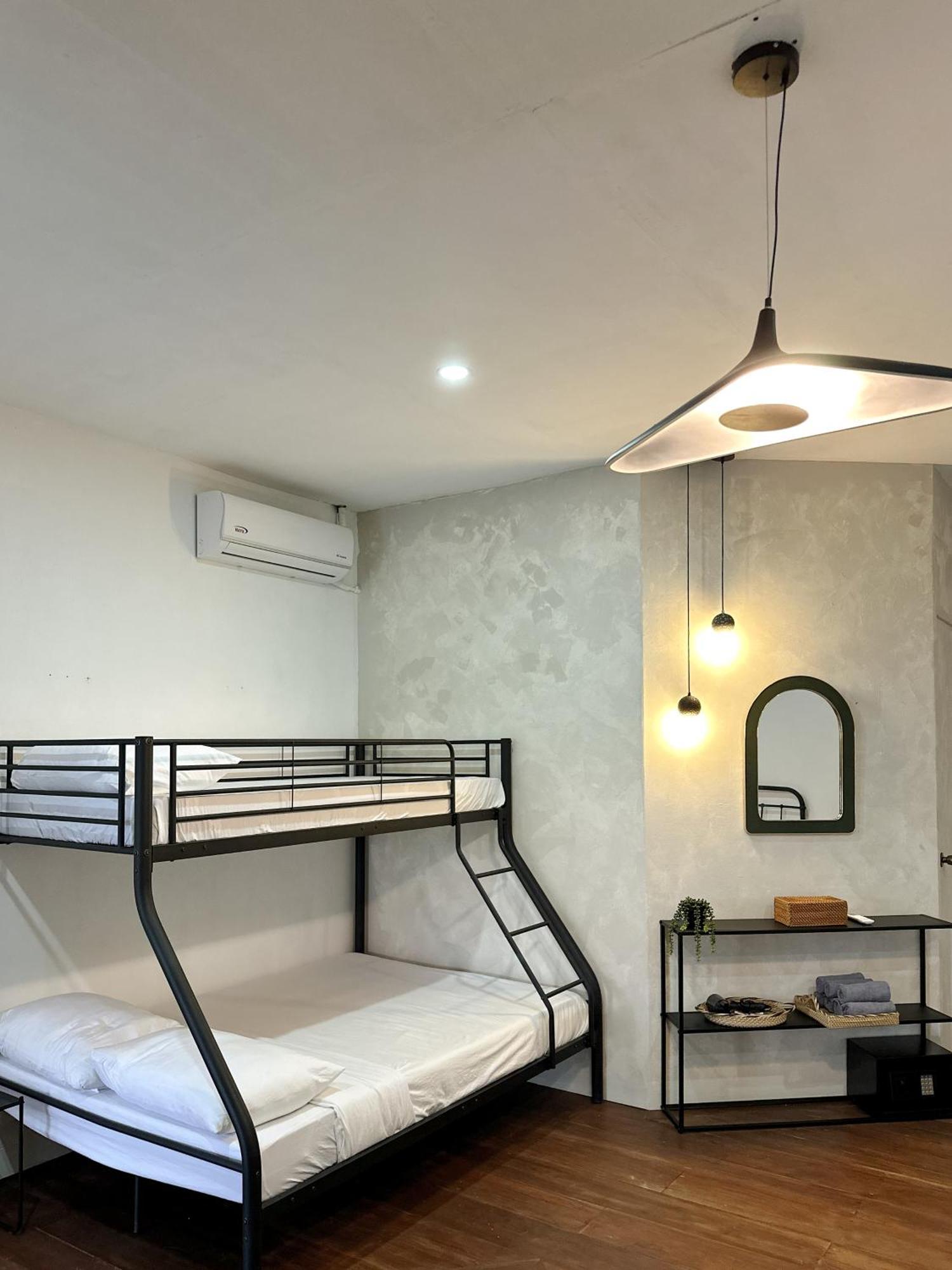 Cclim With Pool Party Resort Lapu-Lapu City