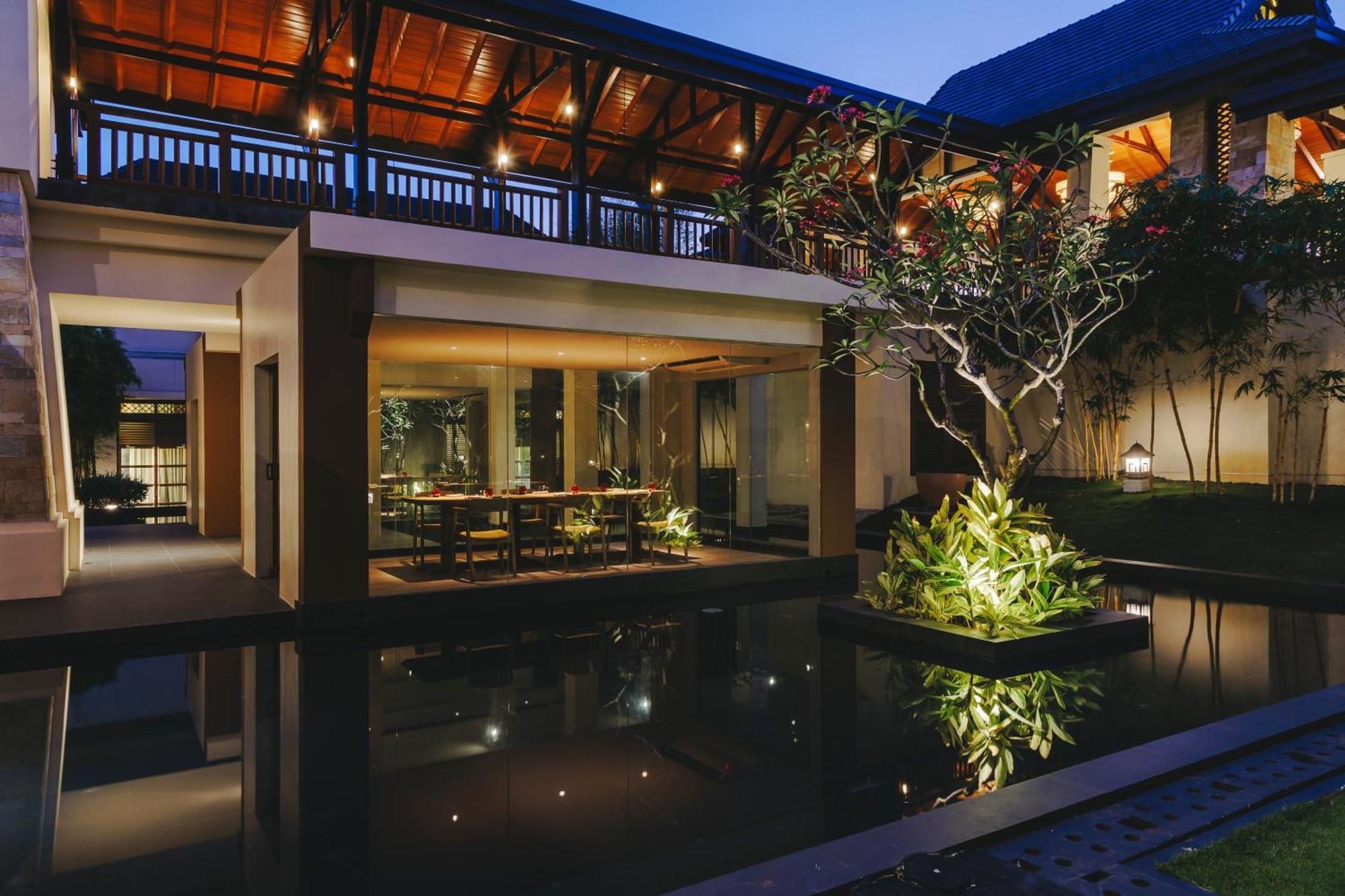 Crimson And - Mactan Island, Cebu Resort 5*
