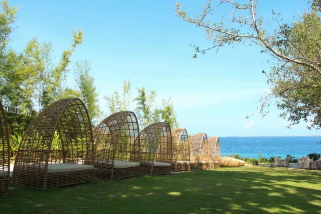 Mactan Newtow Enjoy Family Staycation *