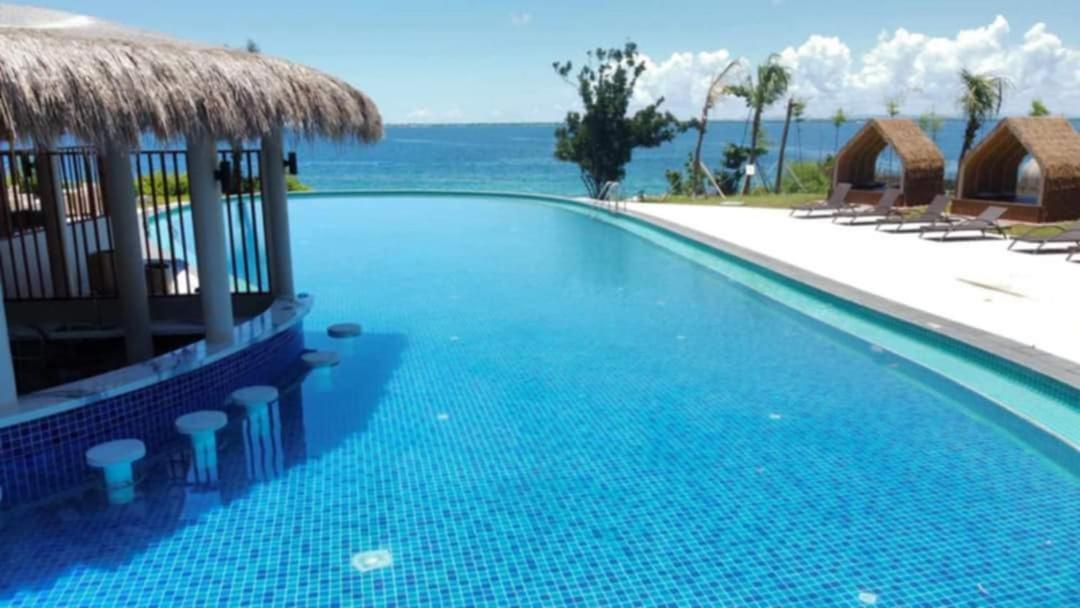 Mactan Newtow Enjoy Family Staycation Apartment Punta Engano (Mactan)