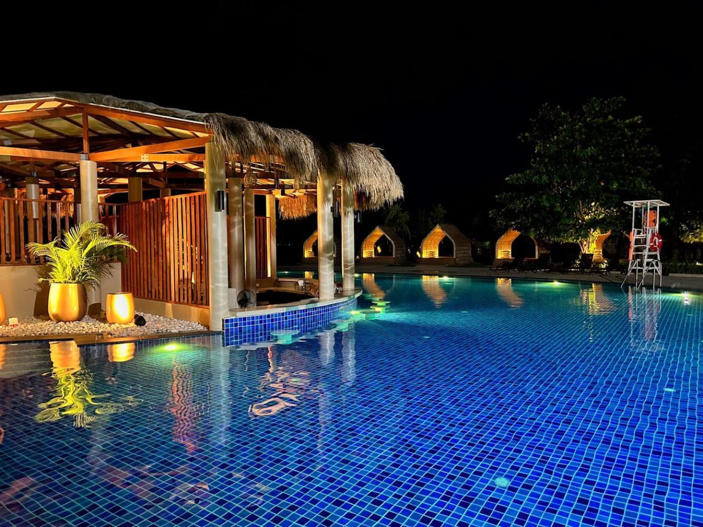 Mactan Newtow Enjoy Family Staycation Apartment *