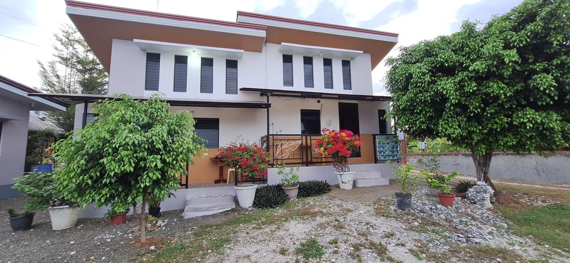 Kendra Apartment Moalboal