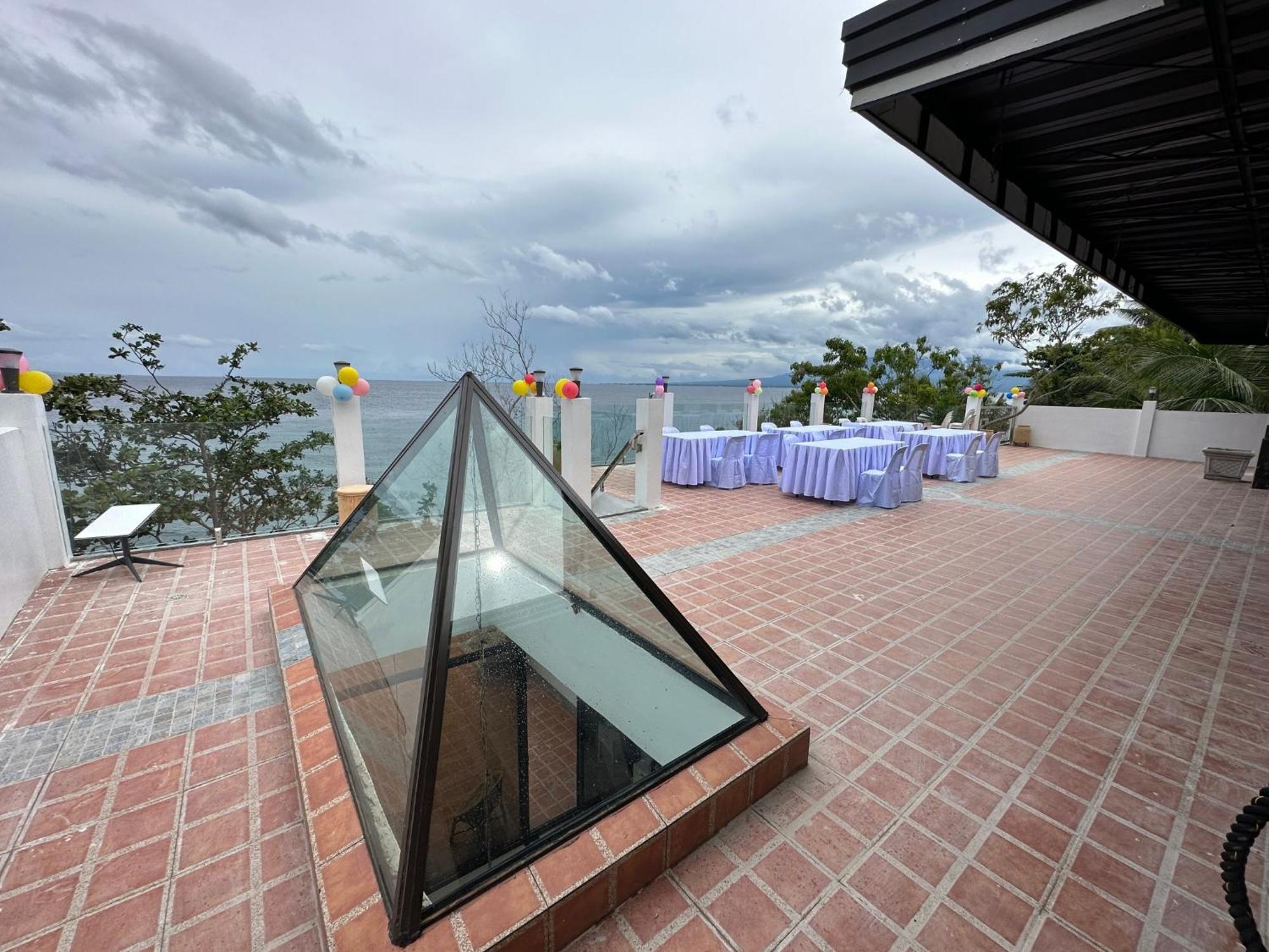 The French Villa-santander Cebu * Santander