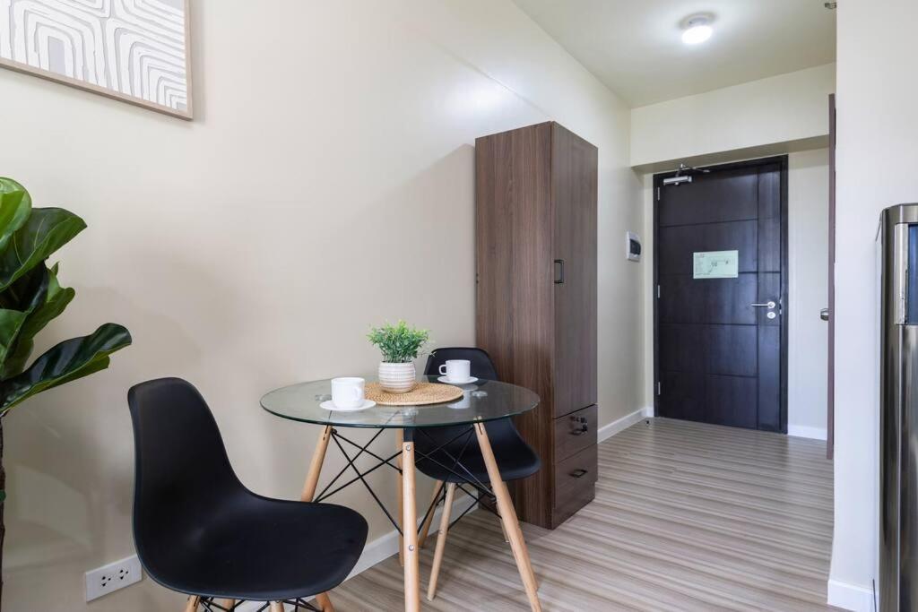 Furnished In Avida Towers Riala, It Park With Fast Wifi, Netflix, Pool And * Cebu