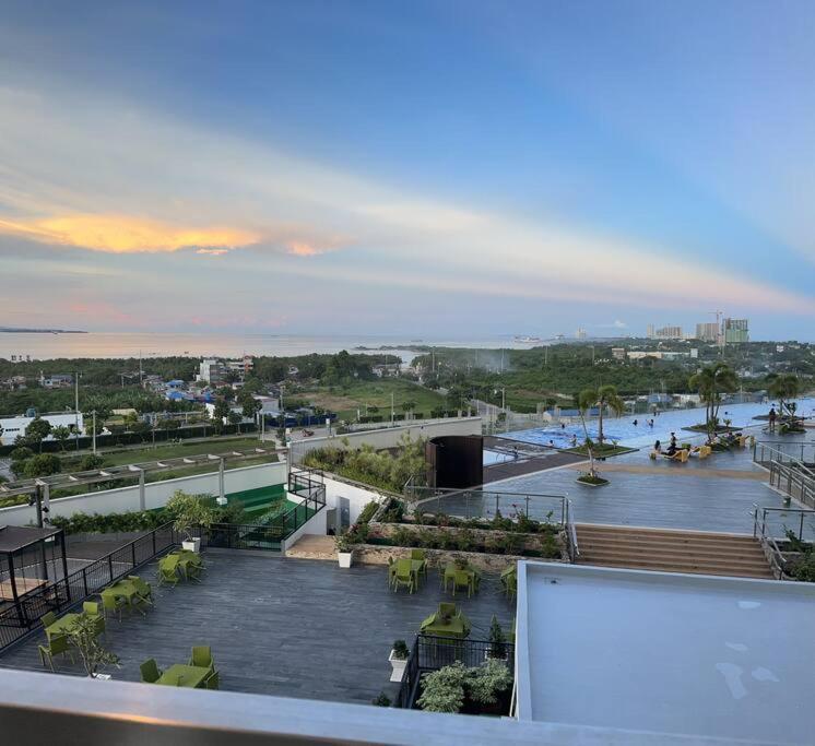 C1-7g Executive With Pool , 8boulevard Mactan Newtown *
