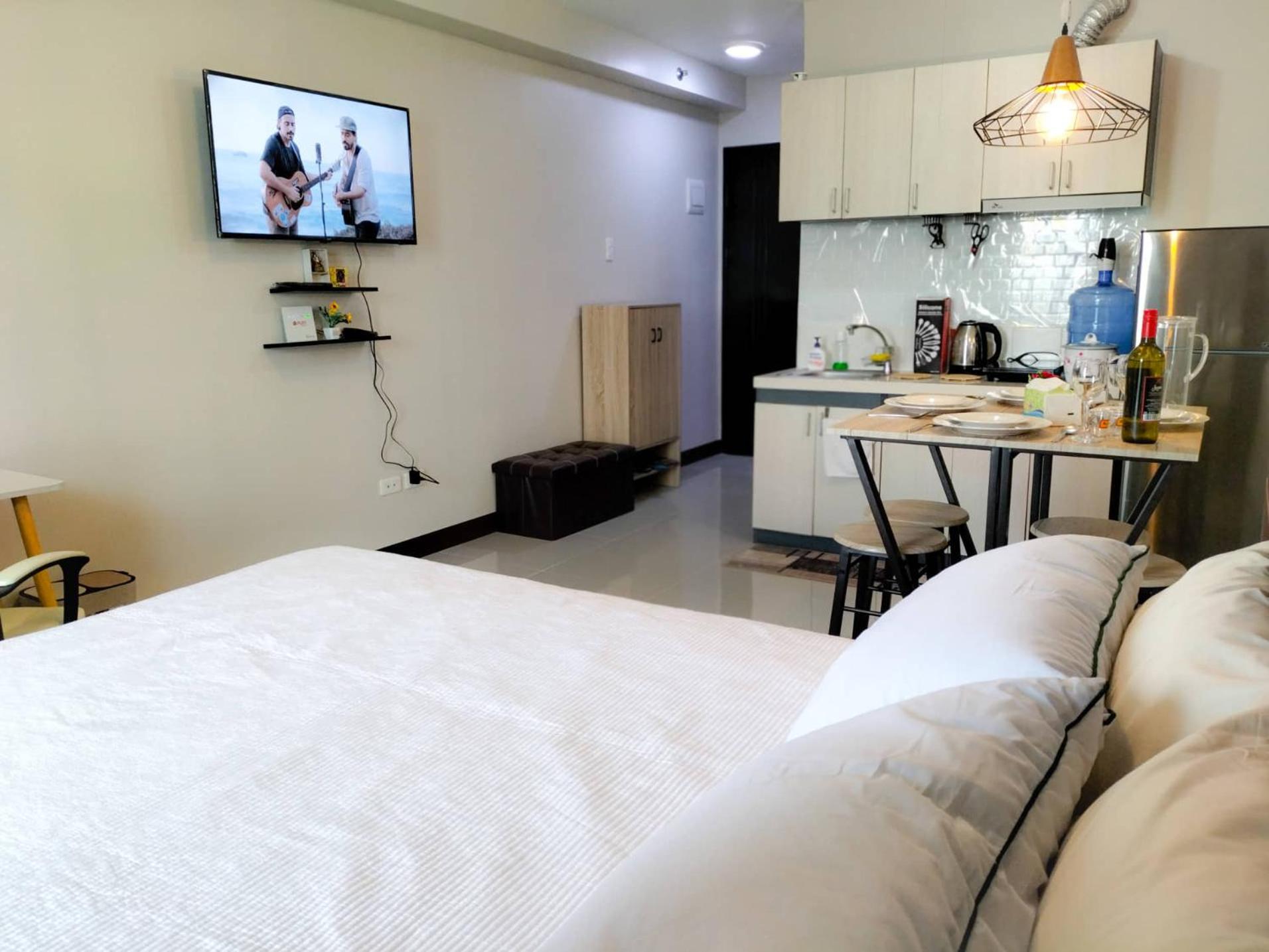 Spacious Minimalist *