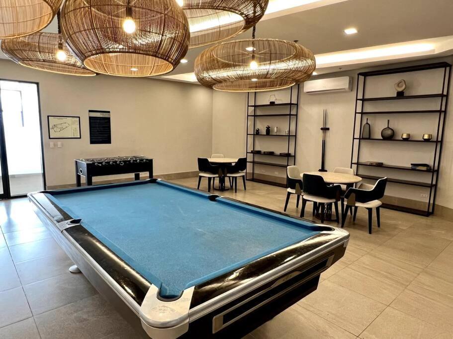 Solinea Tower 3, Lazuli 2506a * Cebu