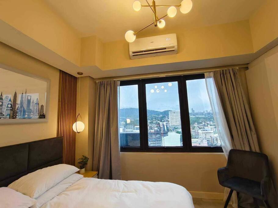 Baseline Premier 1-bedroom 17th