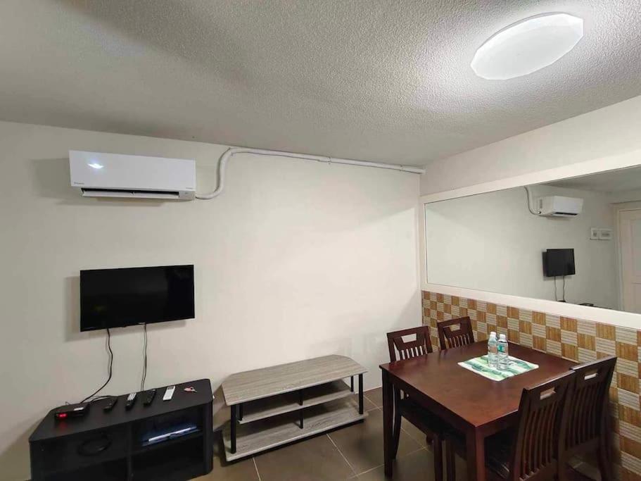 Amalfi De Mare T2 Unit 104 2br Internet Netflix