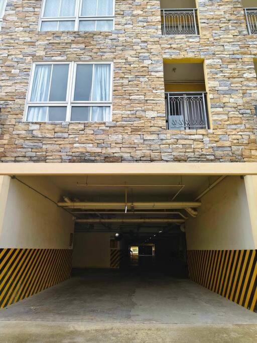 Apartment Amalfi De Mare T2 Unit 104 2br Cebu