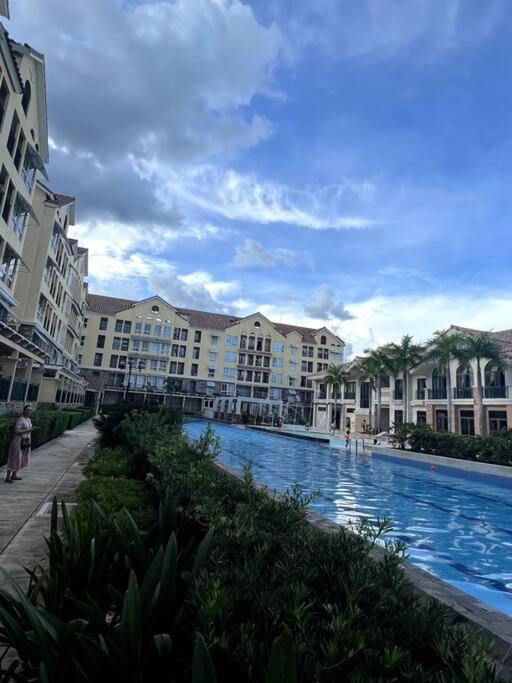 Amalfi De Mare T2 Unit 104 2br Cebu