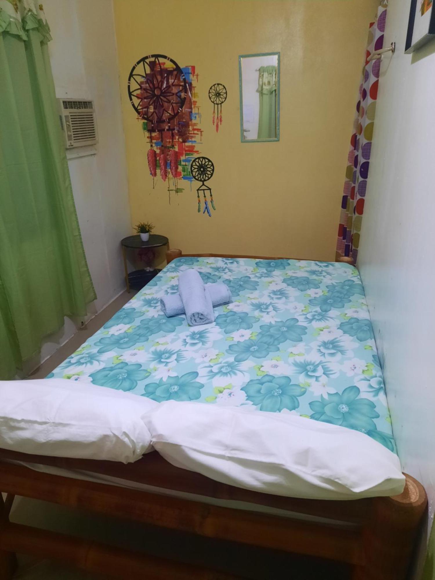 Bed & Breakfast Cronin Residences