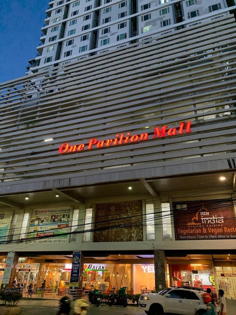 Mia Casa One Pavillon Place * Cebu