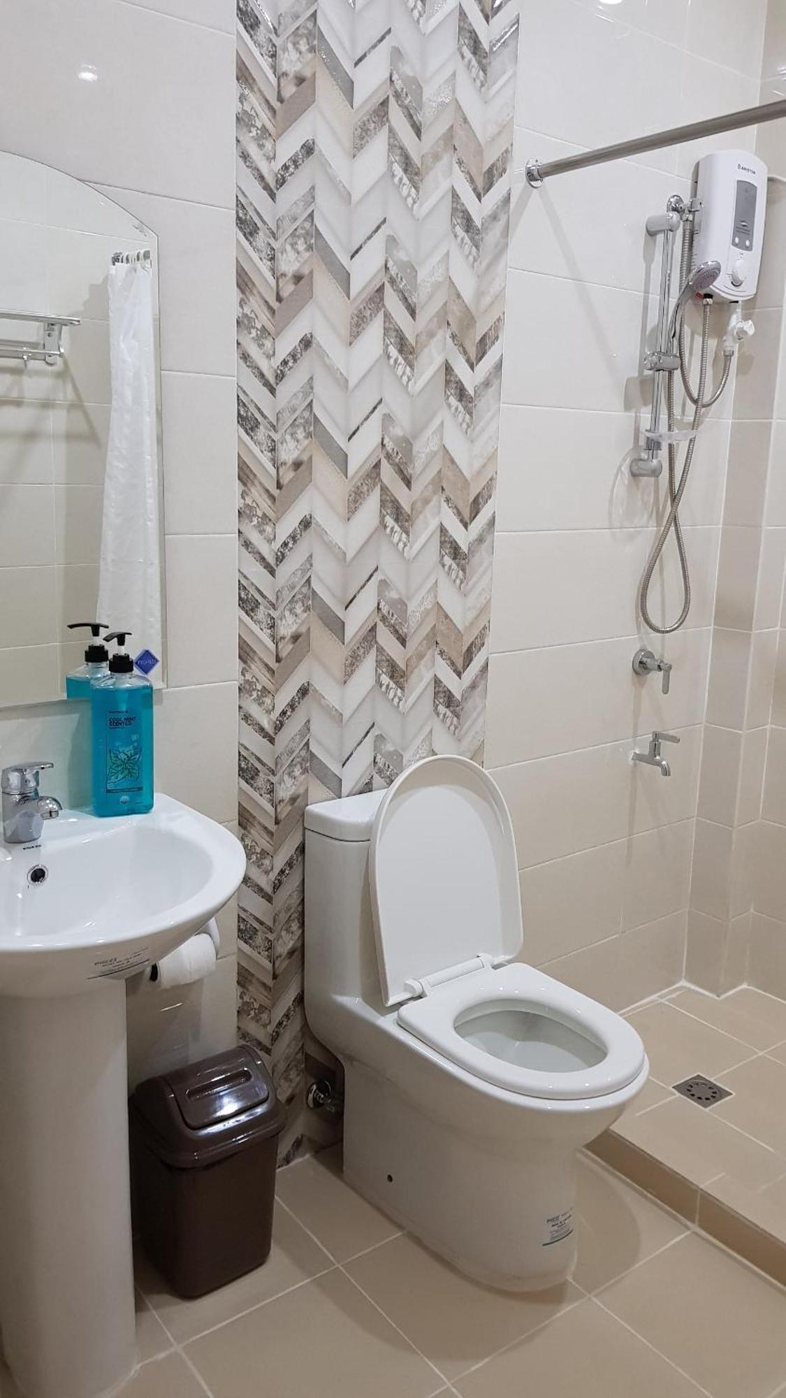 Hotel Acrige Apartelle At Heart Of Bogo City, Cebu Banban