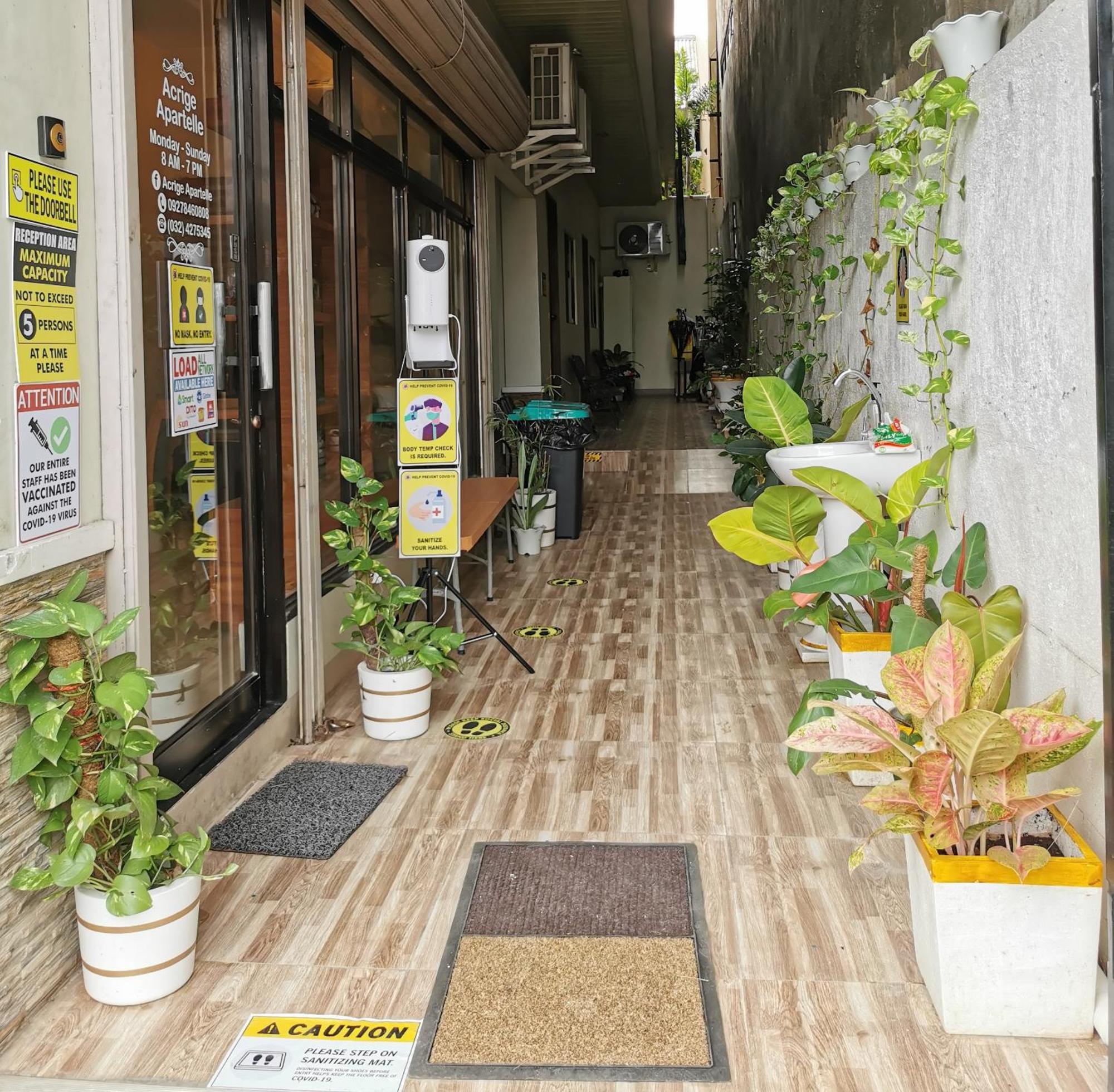 Acrige Apartelle At Heart Of Bogo City, Cebu *