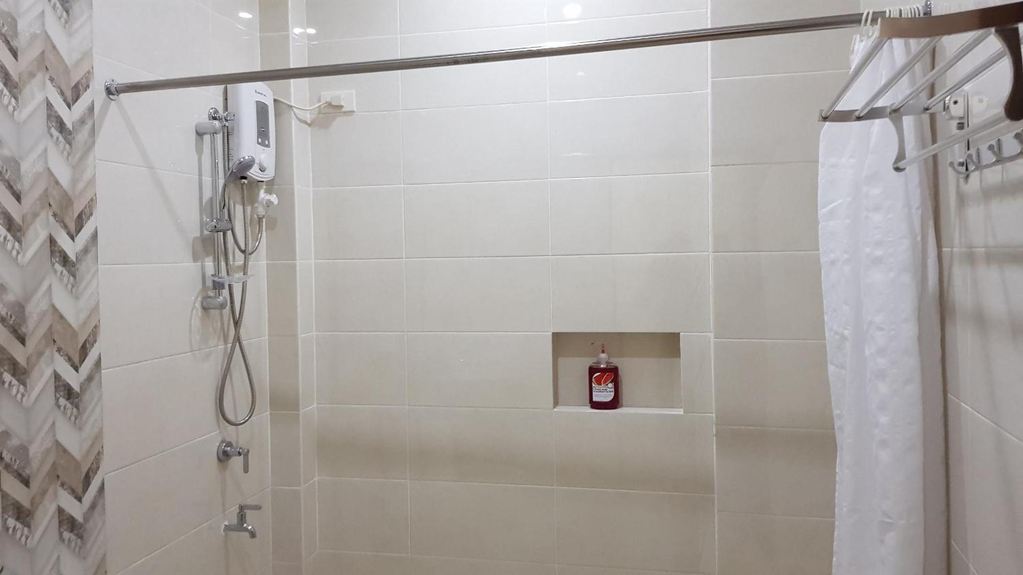 Hotel Acrige Apartelle At Heart Of Bogo City, Cebu *