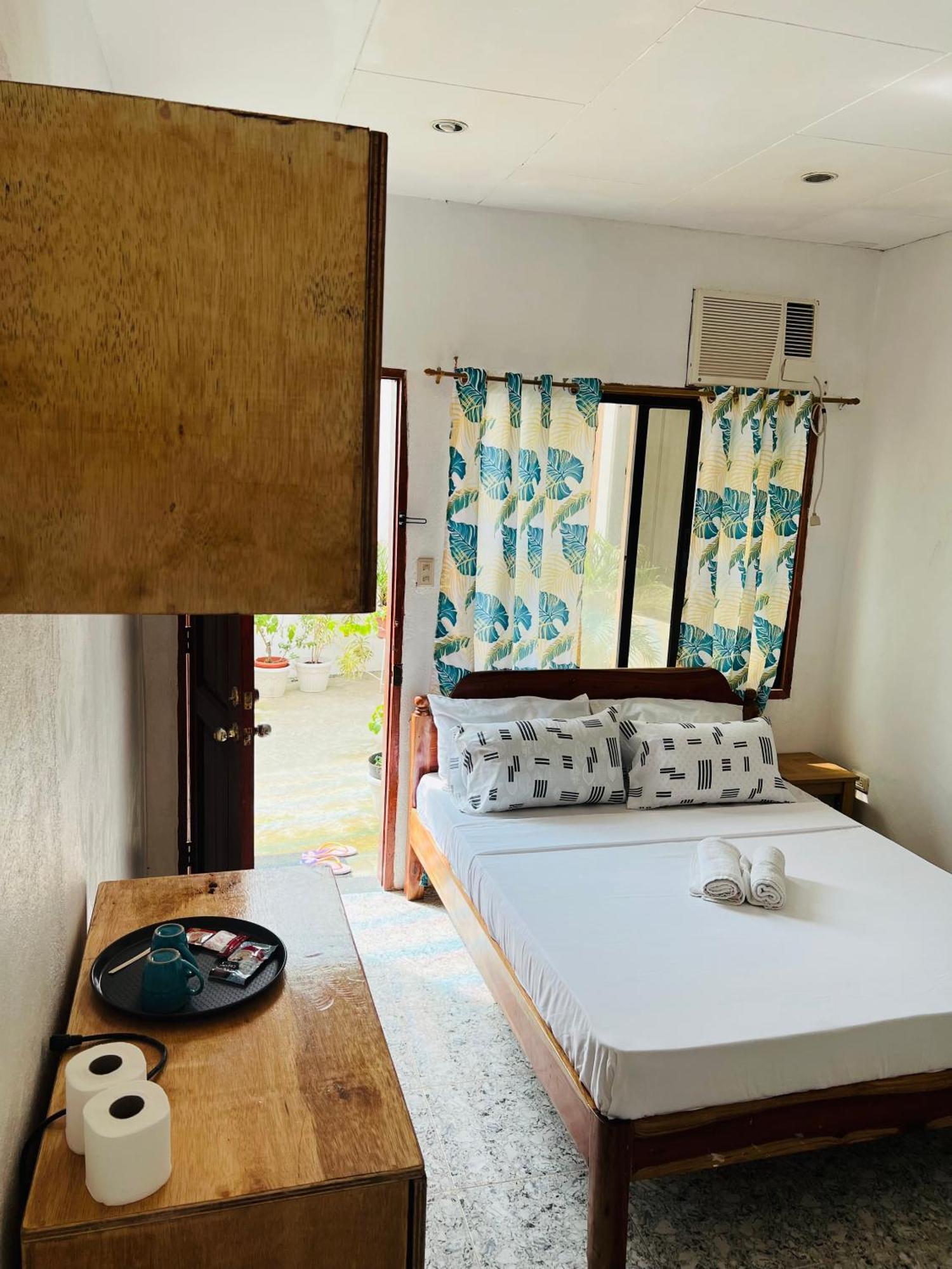 Guest house Gjes And Moalboal