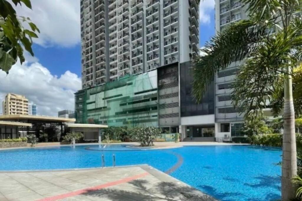 Grand Residences North Tower A-studio Unit * Cebu