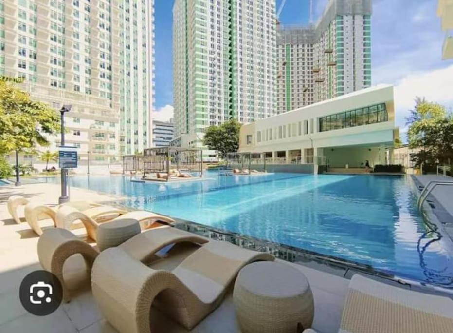 2 Bedroom Unit, Avida Tower Riala By Villahermia * Cebu