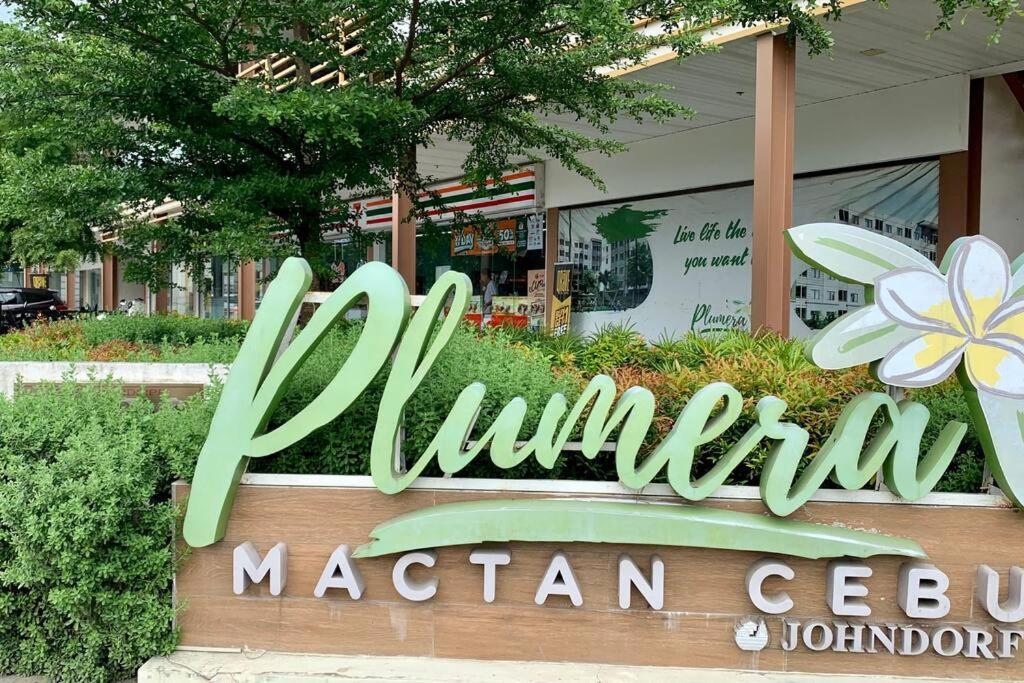 Nearest In Airport, Malls &school