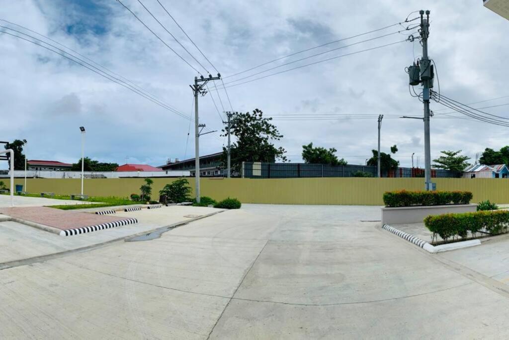 Nearest In Airport, Malls &school Apartment Lapu-Lapu City