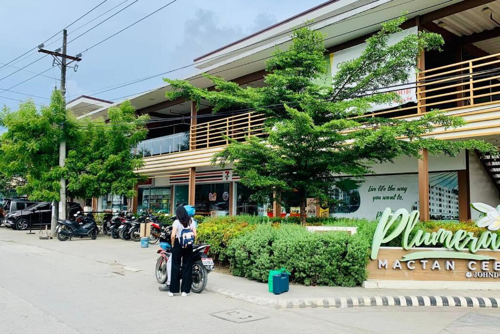 Apartment Nearest In Airport, Malls &school *