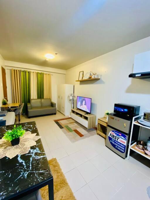 Apartment Plumera Mactan Near Airport, Malls & Schools Lapu-Lapu City