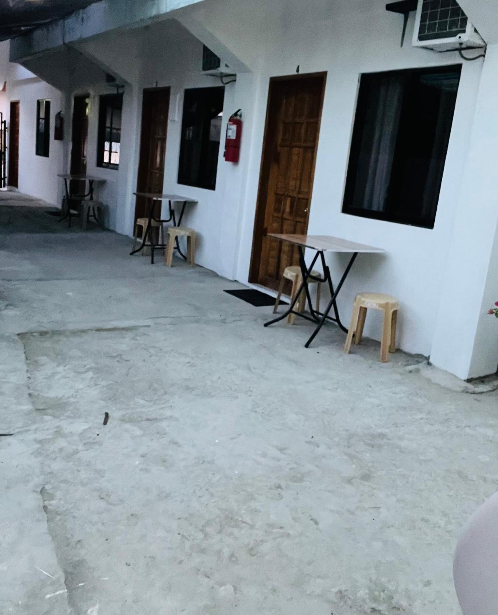 Guest house Gjes And Moalboal